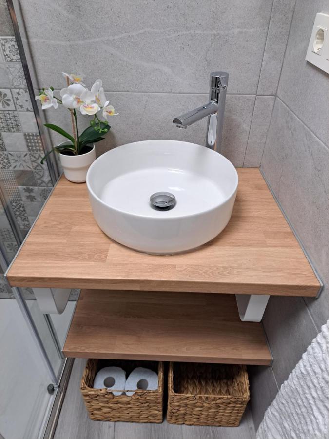 Apartamento La Zarzamora-Patio Privado Apartment เฮเรซ เด ลาฟรอนเตรา ภายนอก รูปภาพ