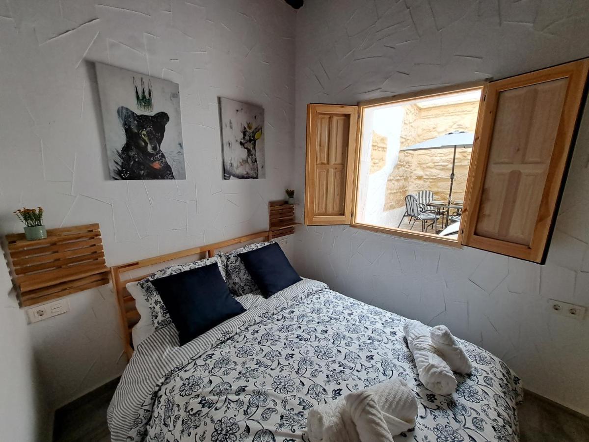 Apartamento La Zarzamora-Patio Privado Apartment เฮเรซ เด ลาฟรอนเตรา ภายนอก รูปภาพ