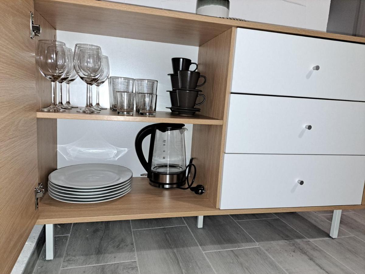 Apartamento La Zarzamora-Patio Privado Apartment เฮเรซ เด ลาฟรอนเตรา ภายนอก รูปภาพ